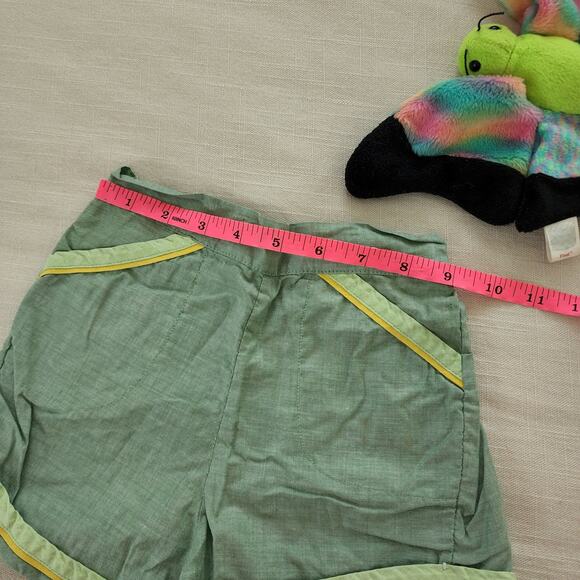 Vintage Green Lightweight Shorts 4t - Picture 4 of 7